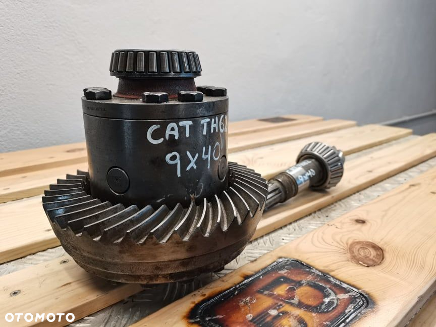 Cat TH 63 {Atak 9X40 Clark-Hurth} - 3