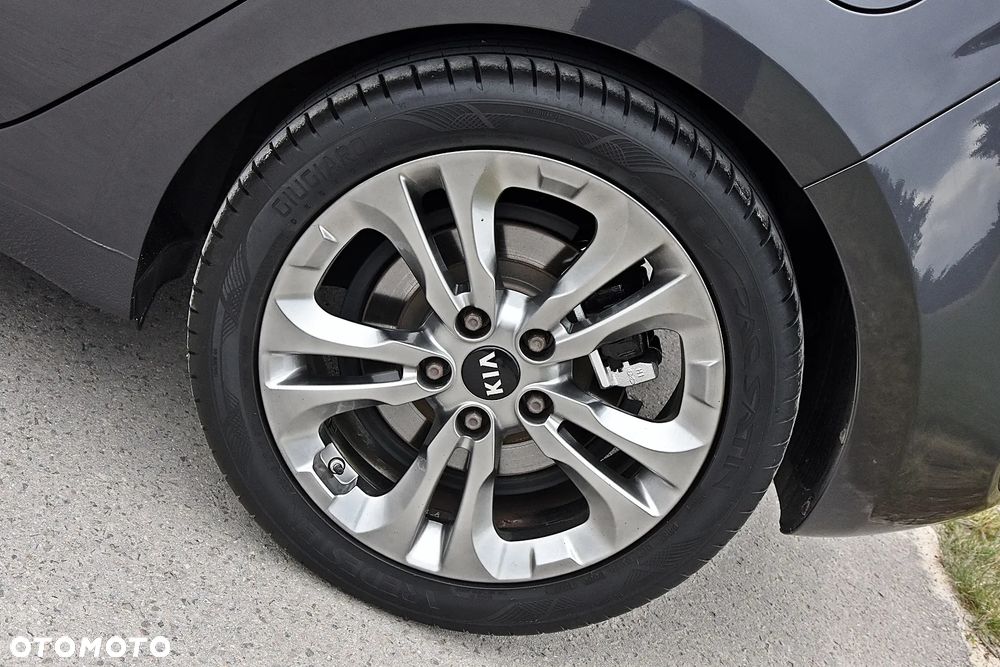 Kia Ceed 1.6 GDI XL DCT - 34