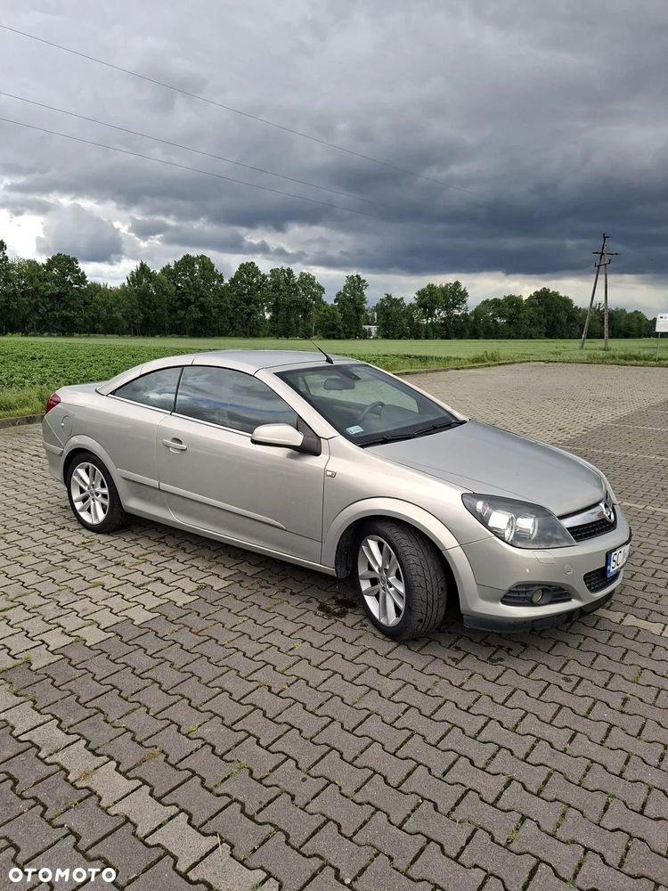 Opel Astra 1.8 Cosmo - 9