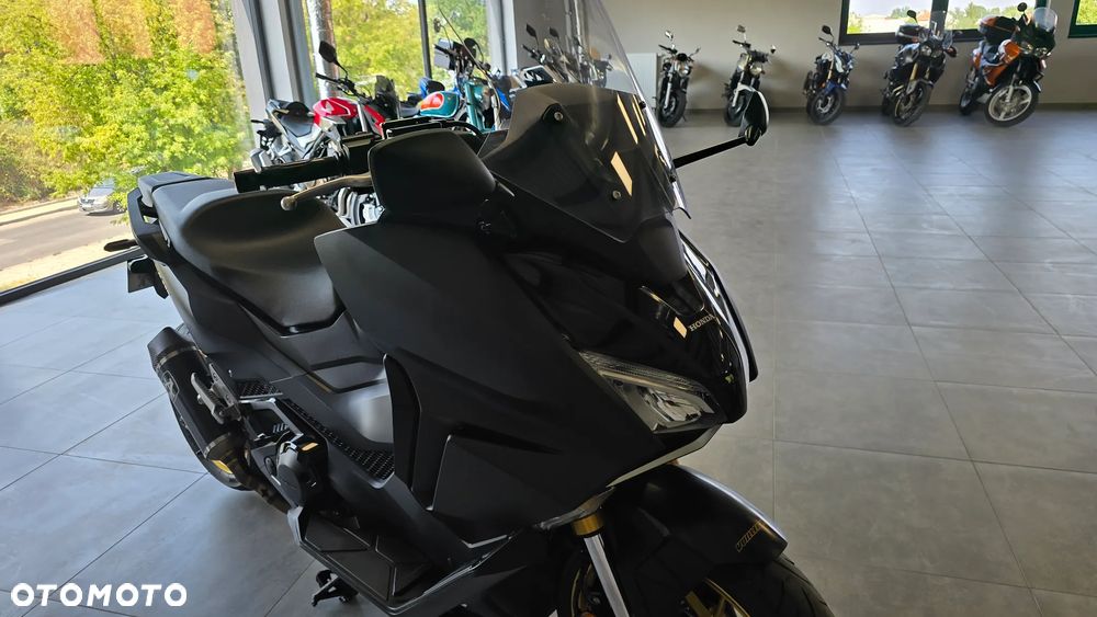 Honda NSS - 22