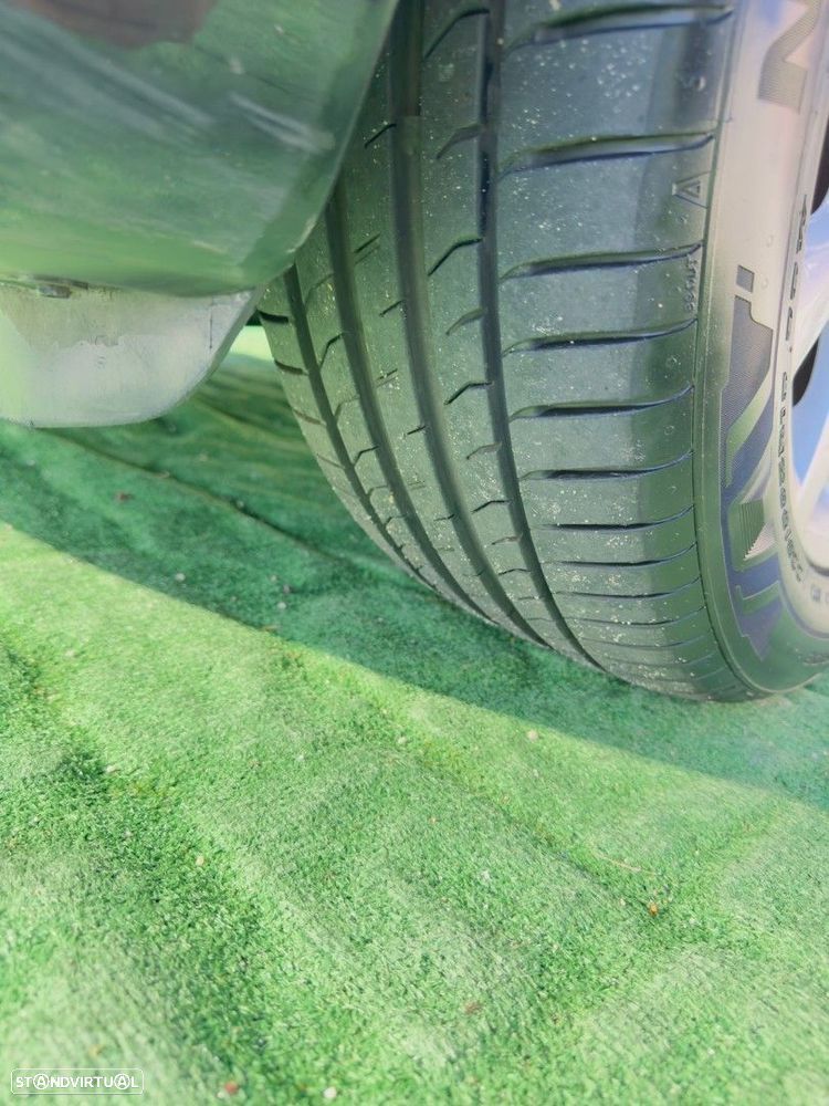 BMW 320 dA Sport - 15