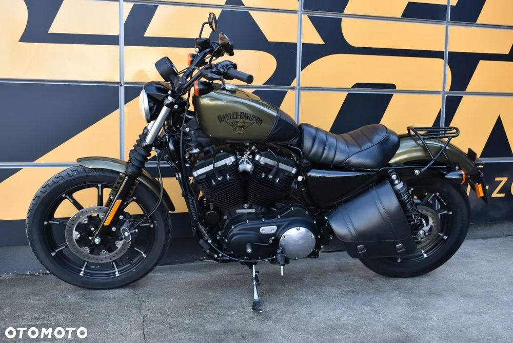 Harley-Davidson Sportster Iron 883 - 8
