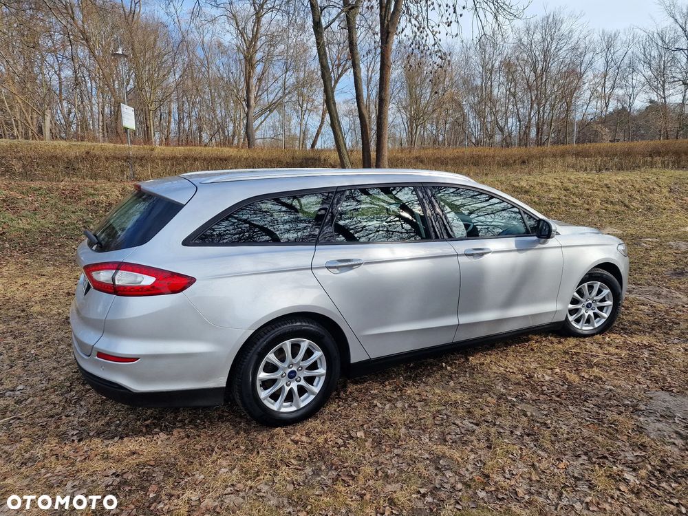 Ford Mondeo 2.0 TDCi ECOnetic Start-Stopp Titanium - 13