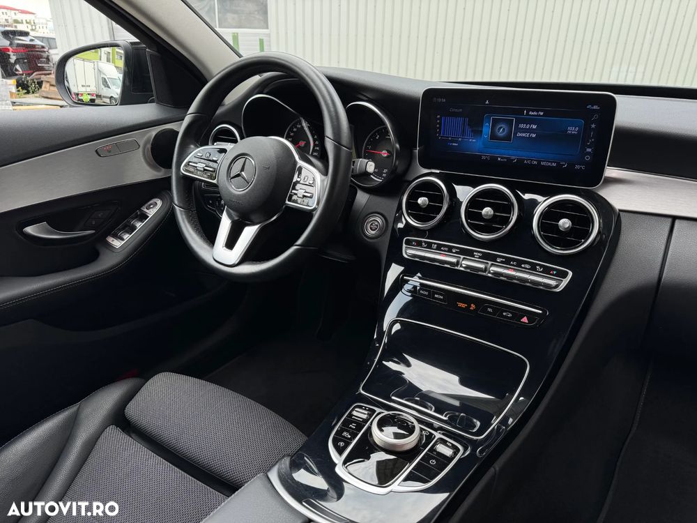 Mercedes-Benz C 220 d 4Matic 9G-TRONIC Avantgarde - 11
