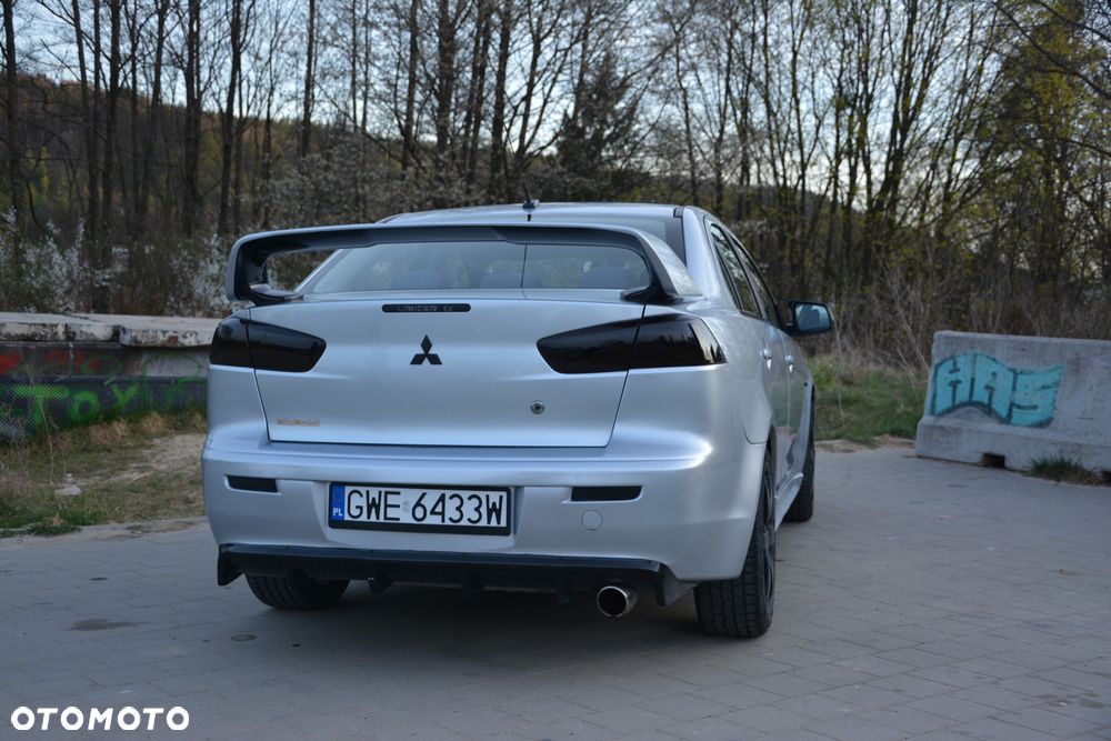 Mitsubishi Lancer - 3