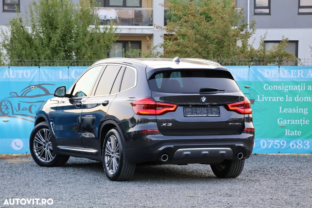 BMW X3 xDrive30e Aut. Luxury Line - 3