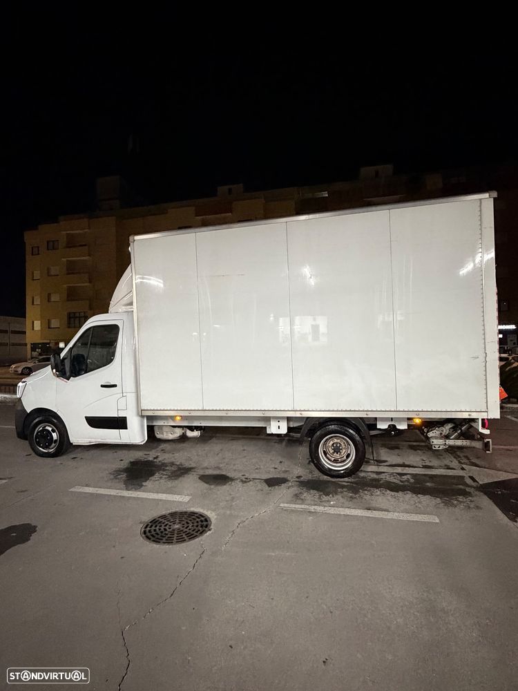 Renault Master Box - 4