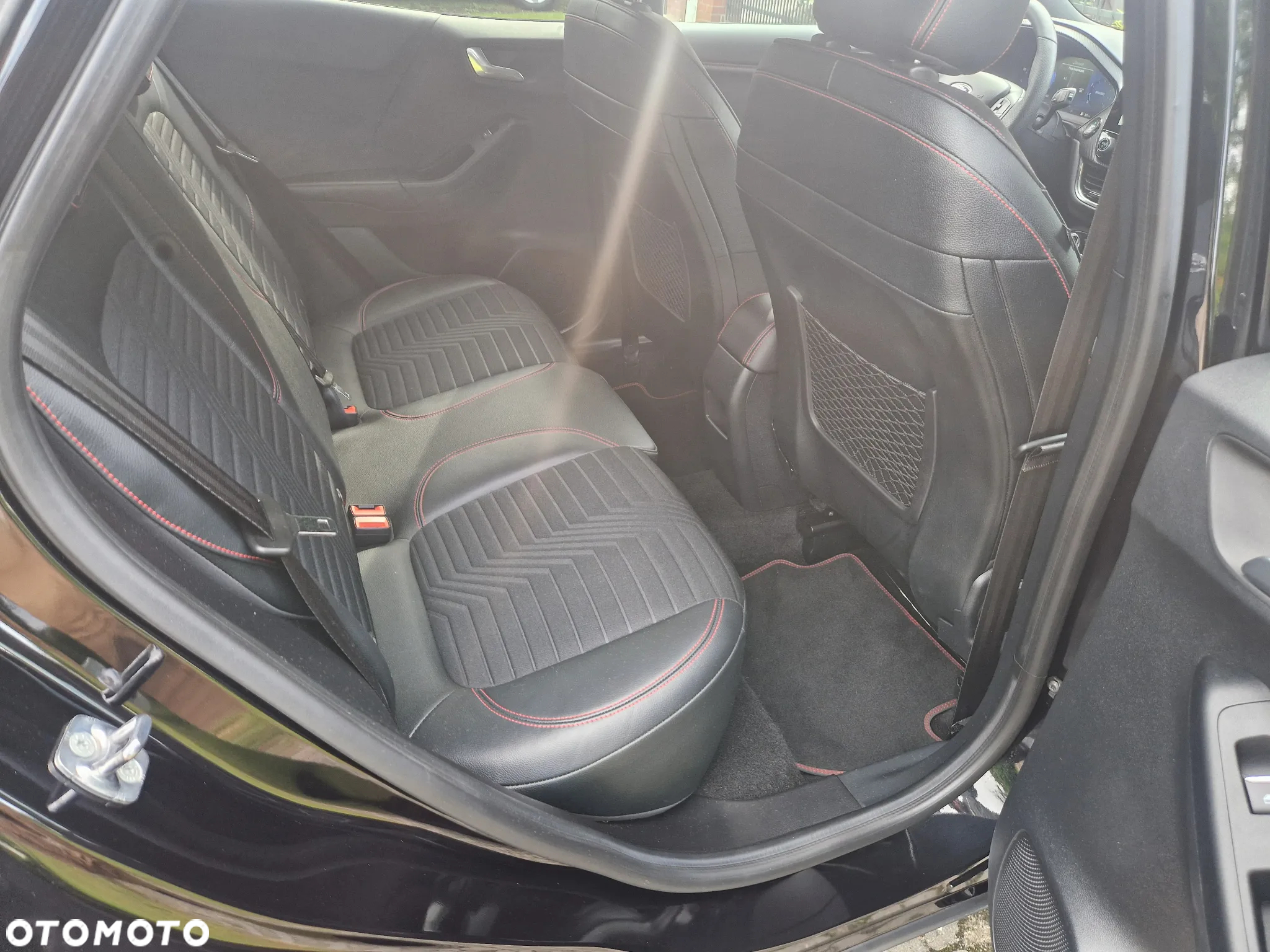 Ford Puma 1.0 EcoBoost Hybrid ST-LINE X DESIGN - 5