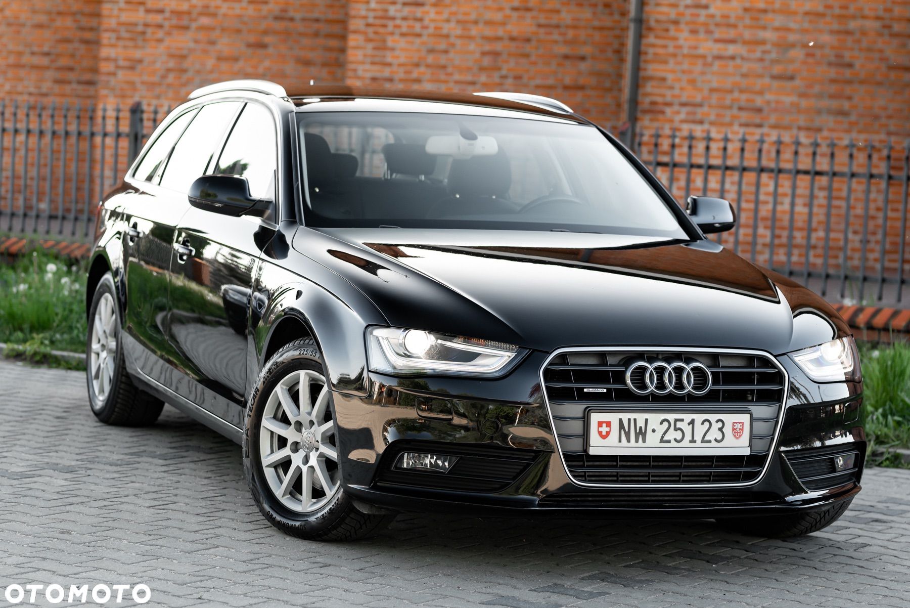 Audi A4 Avant 1.8 TFSI quattro Attraction - 1