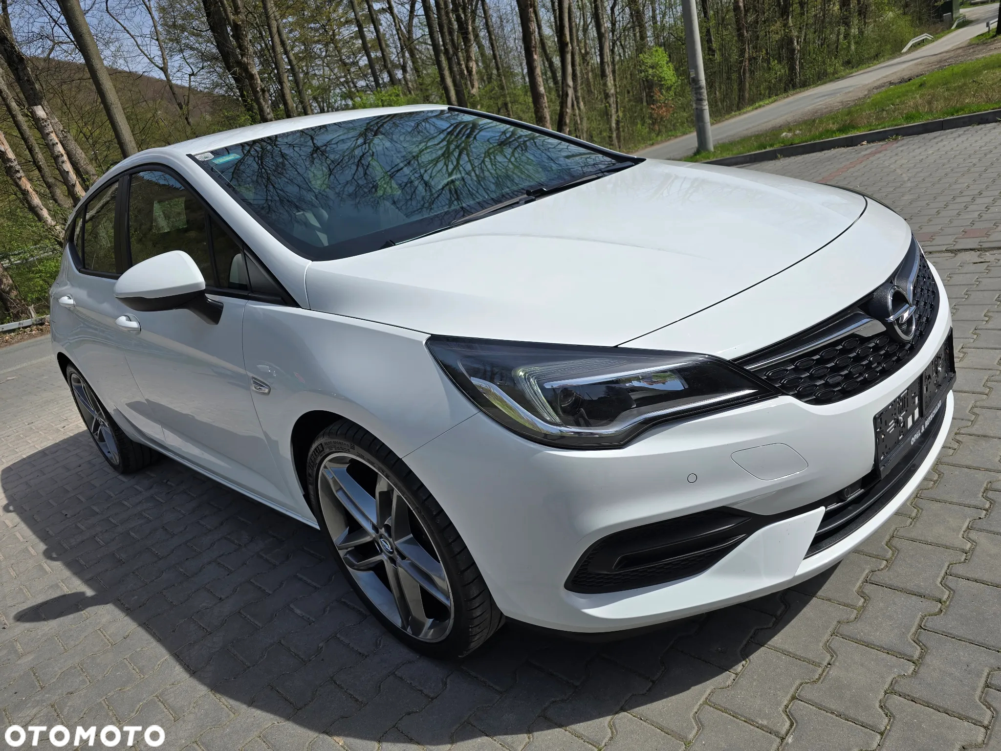 Opel Astra 1.2 Turbo - 40