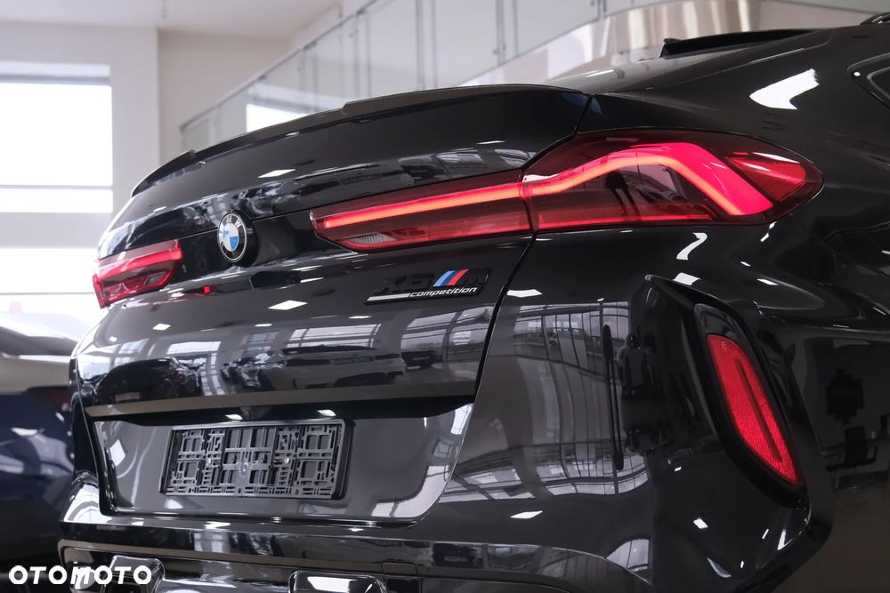 BMW X6M - 14