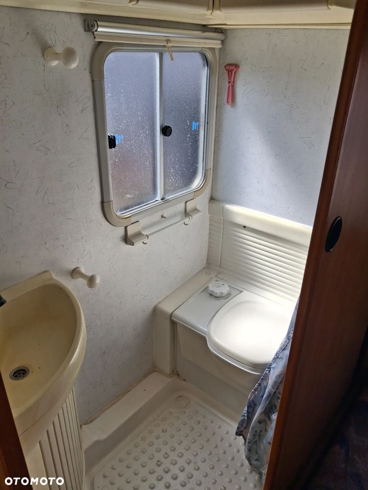 Toyota Hilux polycompsit loge mobile - 9