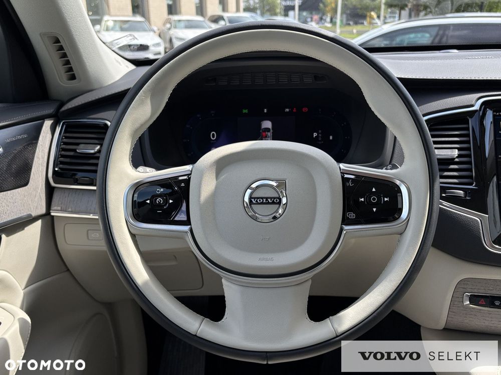 Volvo XC 90 - 18