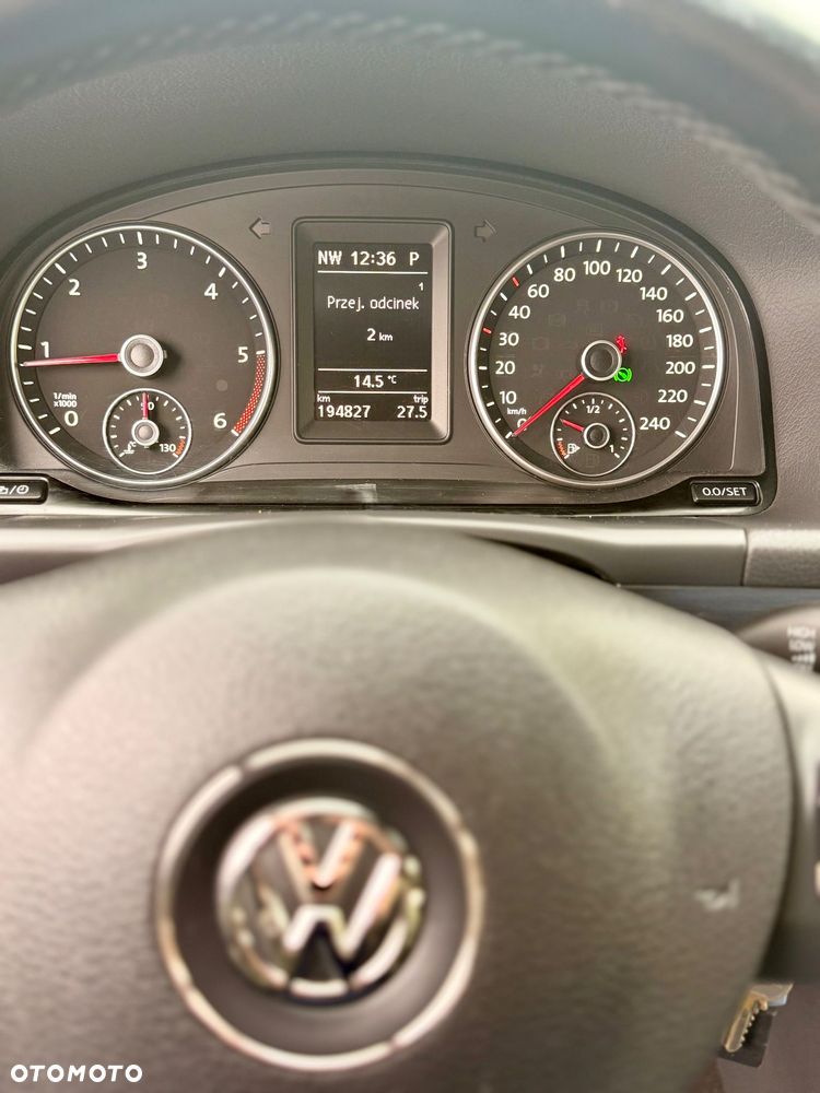 Volkswagen Touran - 8