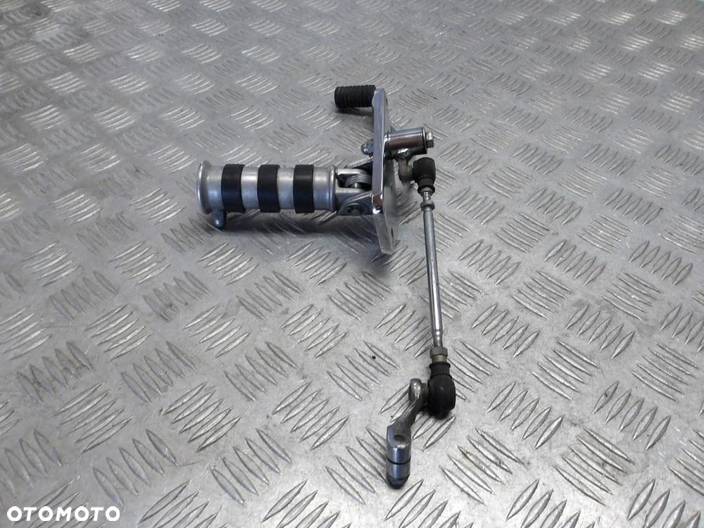 Set podnóżek kierowcy lewy dźiwgnia biegów HONDA VT 1100 C2 SHADOW SABRE 00-07r   PN. 50625-MAA-A80 - 1