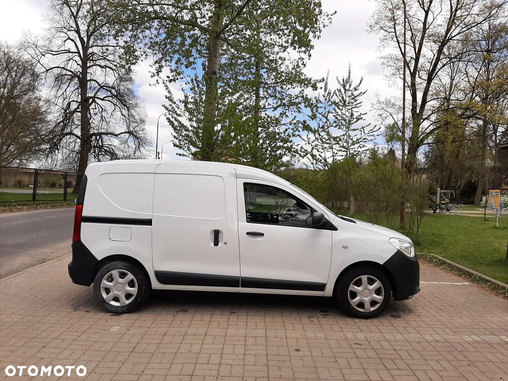 Dacia Dokker - 1