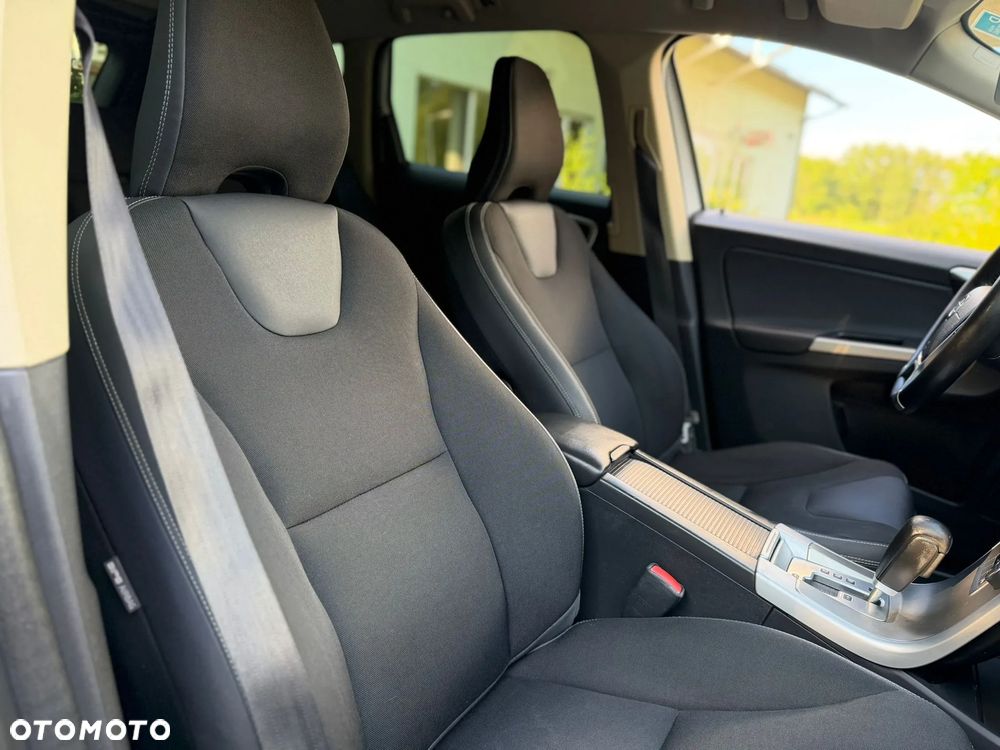 Volvo XC 60 - 22