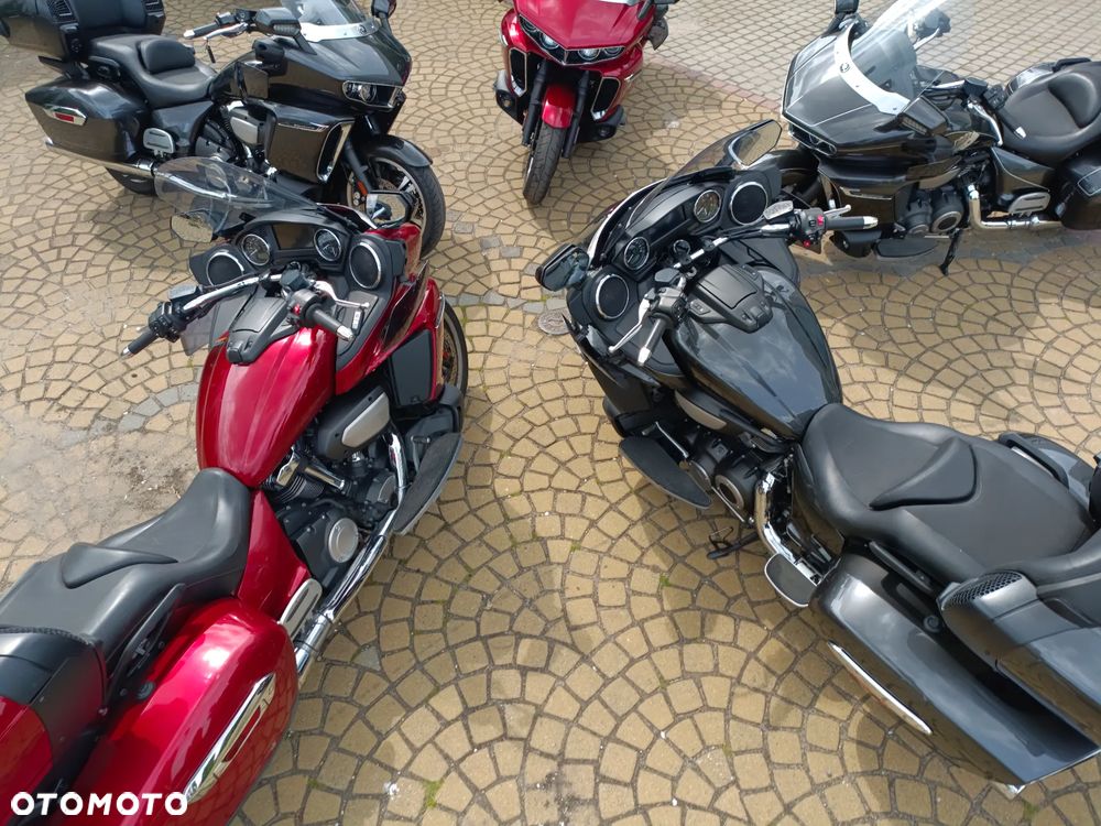 Yamaha Venture - 12