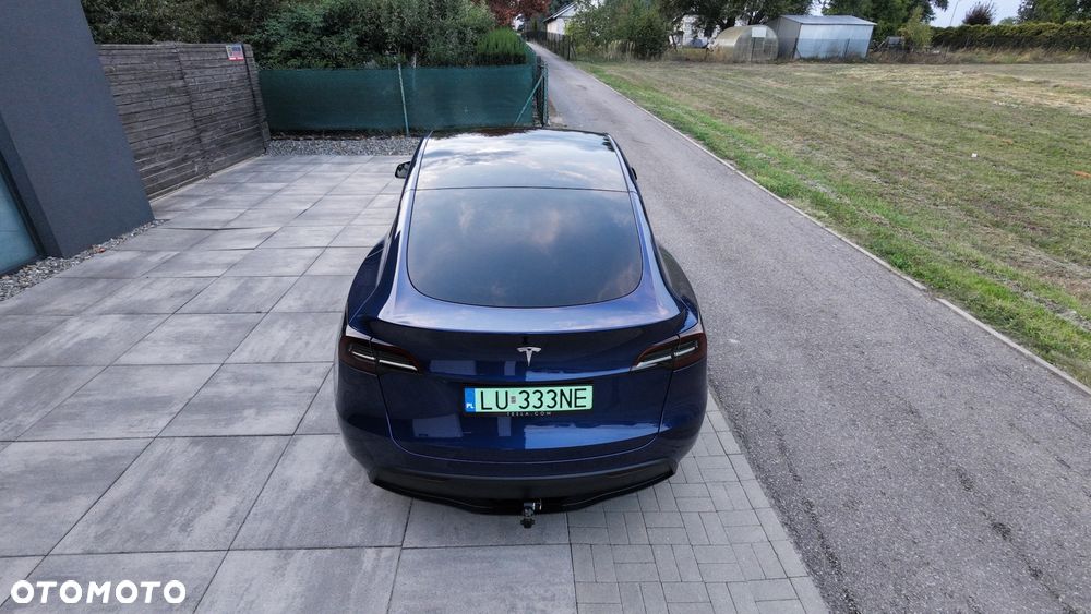 Tesla Model Y Long Range AWD - 19