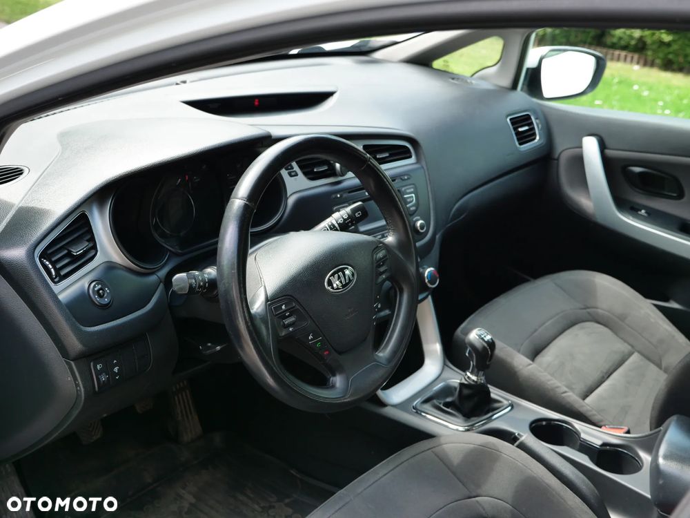 Kia Ceed - 3