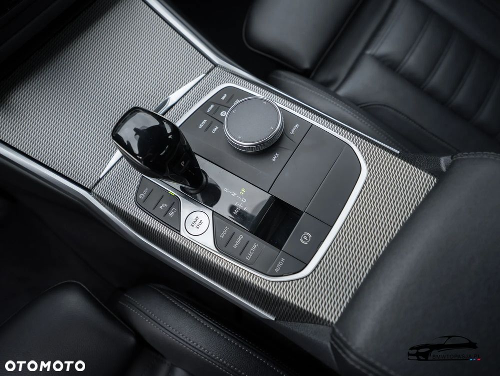 BMW Seria 3 - 38