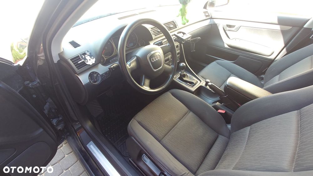 Audi A4 Avant 1.8T - 6