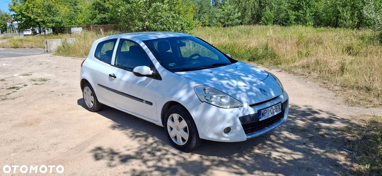 Renault Clio 1.5 dCi Authentique - 4