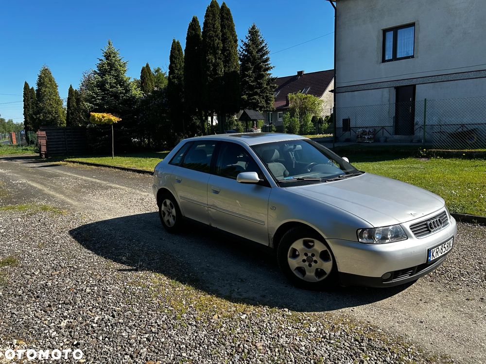Audi A3 Sportback 1.9 TDI Ambiente Tiptronic - 12