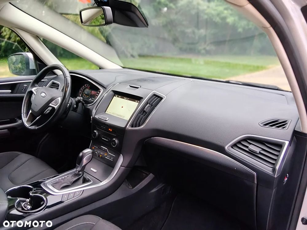 Ford S-Max 2.0 TDCi Titanium PowerShift - 4