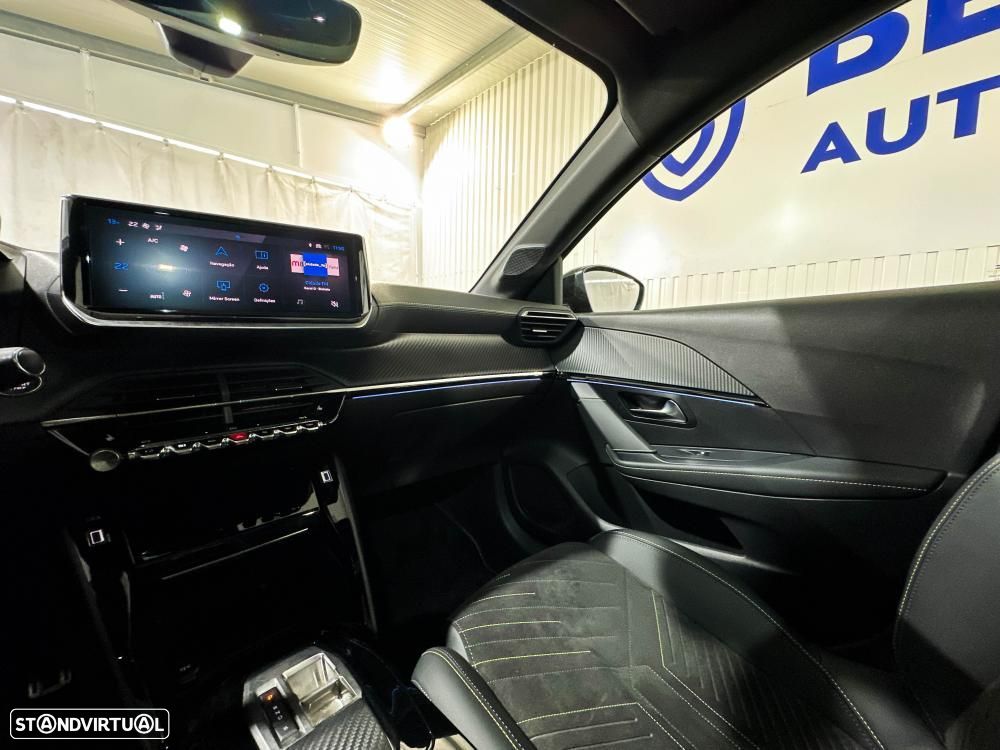 Peugeot e-208 51 kWh GT - 47