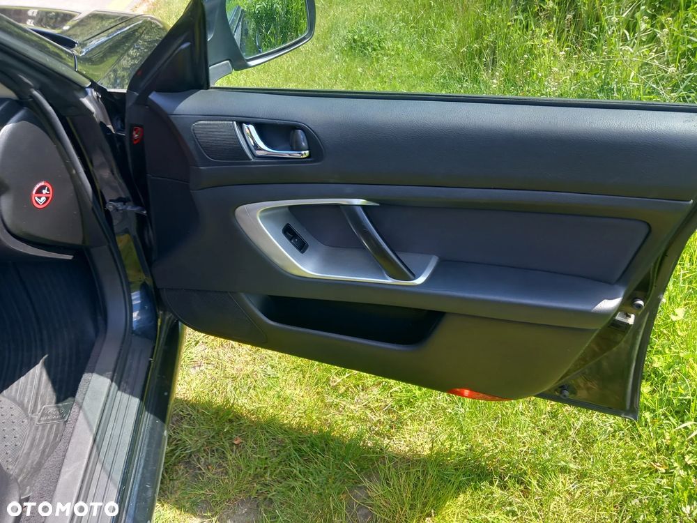 Subaru Legacy Kombi 2.0RA SPE - 22