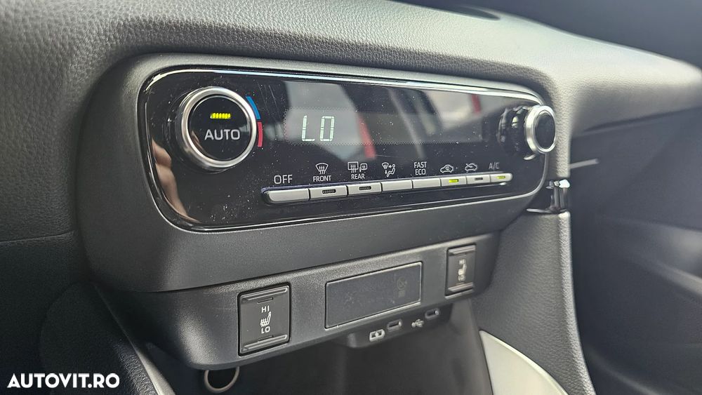 Mazda 2 G116 CVT HEV Exclusive-Line - 10
