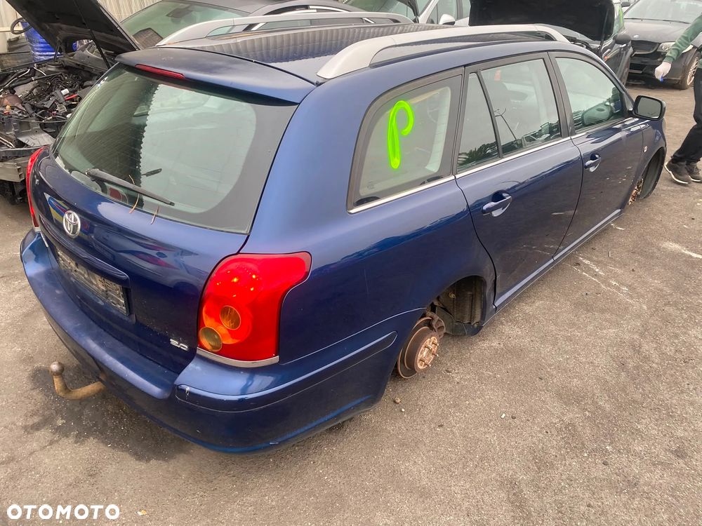 238 / Toyota Avensis T25 / Na Części / - 5