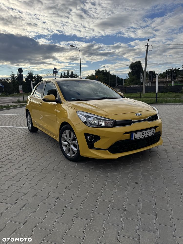 Kia Rio - 2