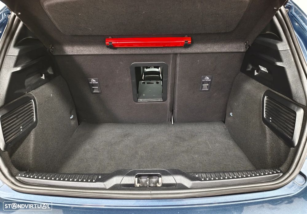 Ford Focus 1.0 EcoBoost MHEV ST-Line Aut. - 24