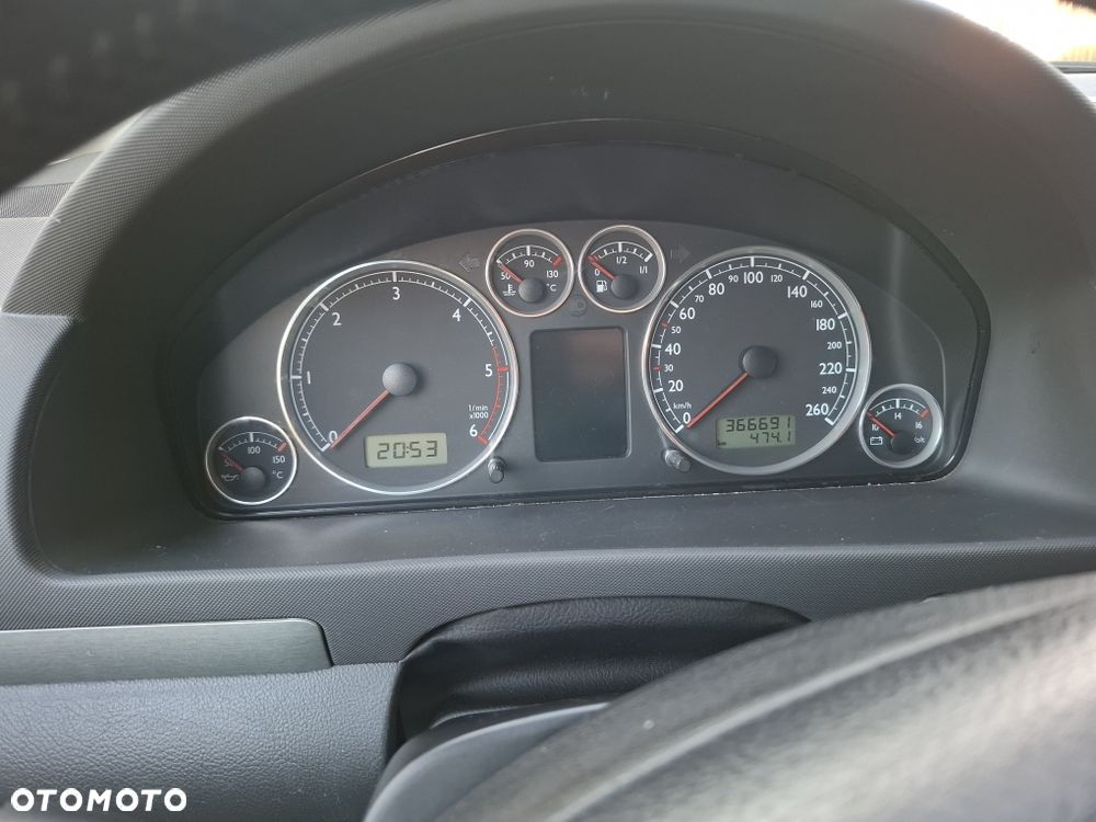 Volkswagen Sharan - 7