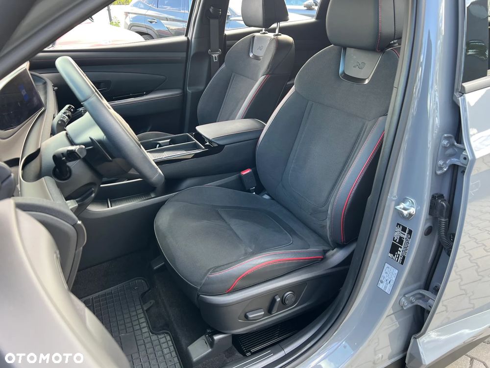 Hyundai Tucson 1.6 T-GDi 48V N-Line 4WD DCT - 10
