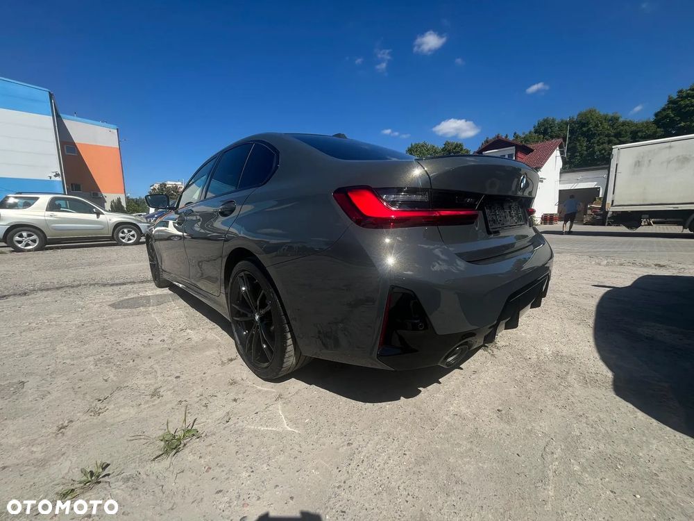 BMW Seria 3 330i xDrive M Sport sport - 4