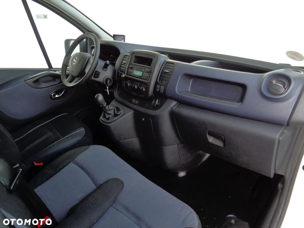 Opel Vivaro - 9
