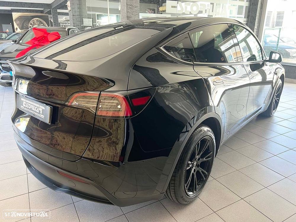 Tesla Model Y RWD - 6
