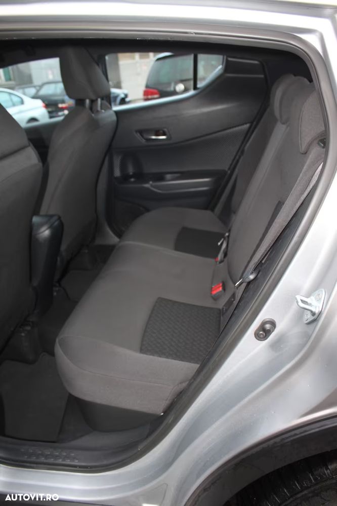 Toyota C-HR 1.8 HSD 4x2 CVT C-enter - 6