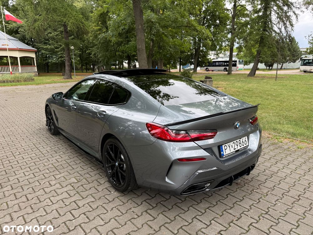 BMW Seria 8 - 11