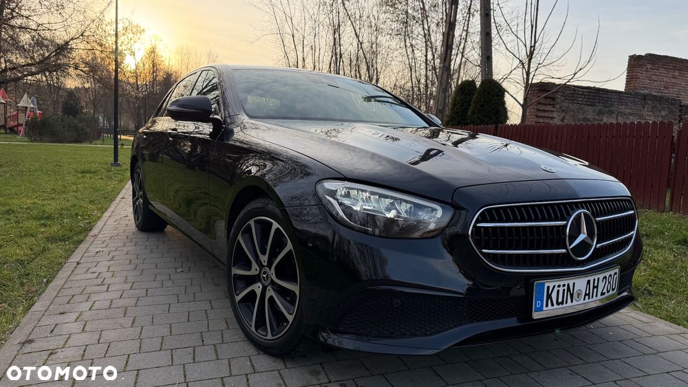 Mercedes-Benz Klasa E 220 d 9G-TRONIC - 39