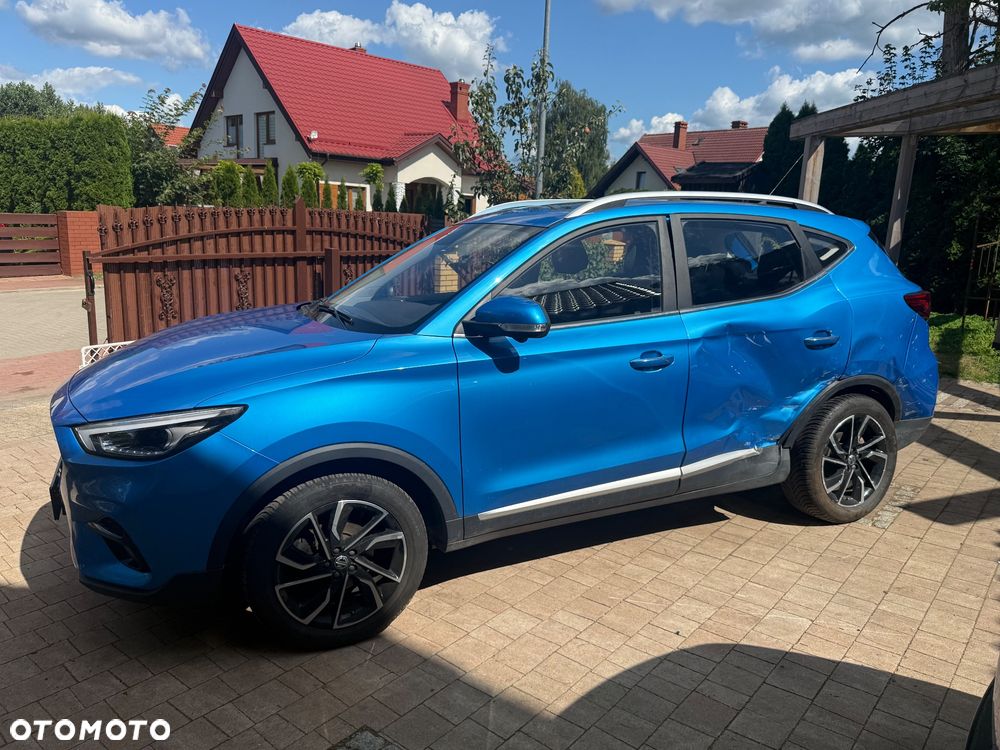 MG ZS - 1