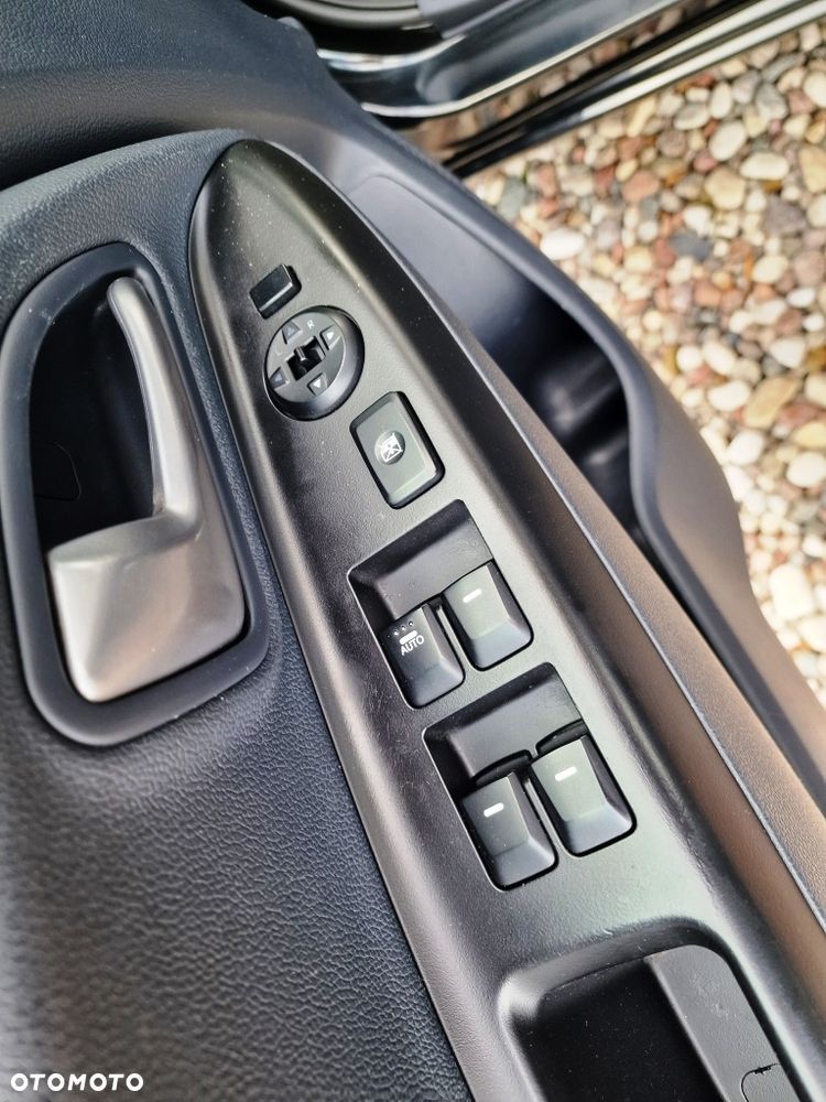 Kia Rio - 28