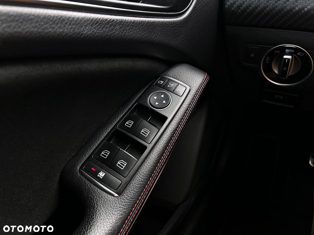 Mercedes-Benz Klasa A 180 d AMG Line - 24