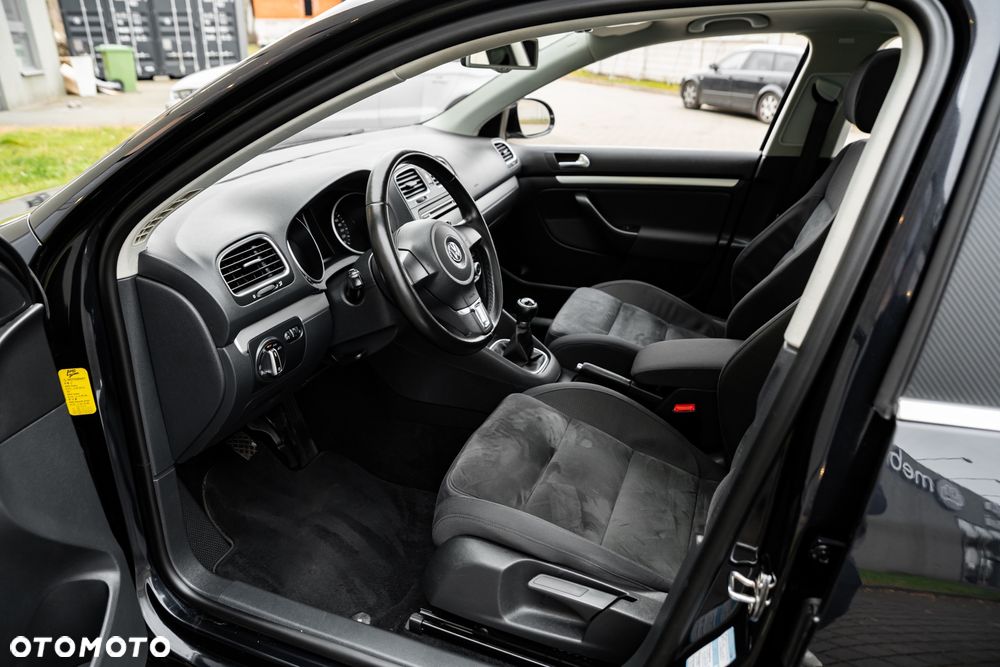 Volkswagen Golf - 15