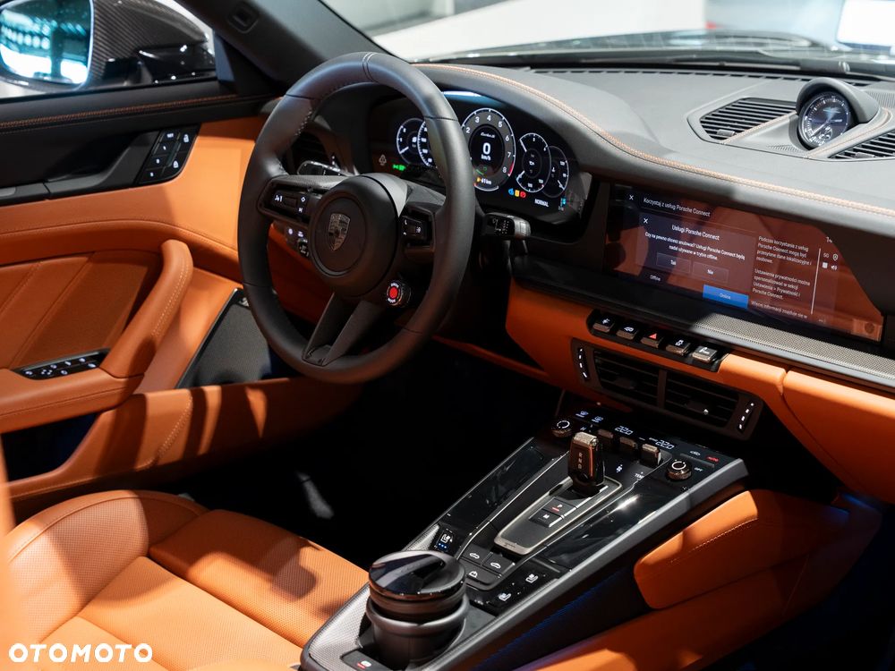 Porsche 911 Carrera Turbo S - 29
