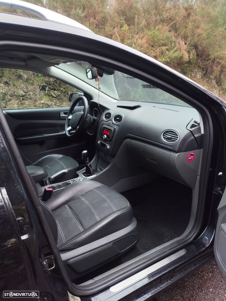 Ford Focus SW 1.6 TDCi Titanium - 9