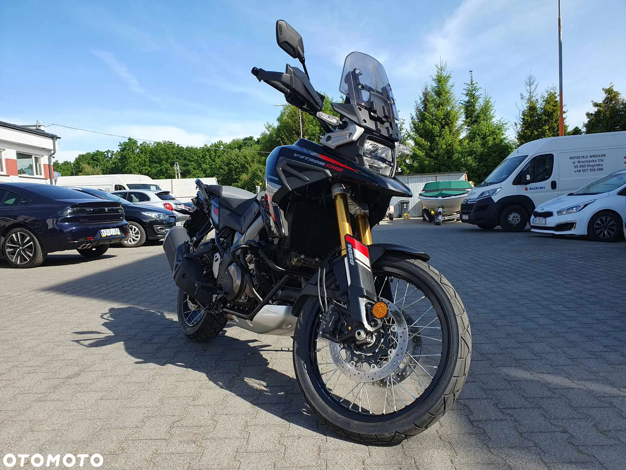Suzuki DL - 3